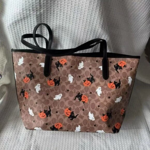 New Coach City Tote In Signature Canvas With Halloween Print - Picture 2 of 10